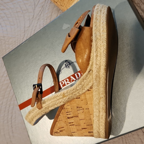 Prada Wedge size 38.5 - Picture 3 of 10
